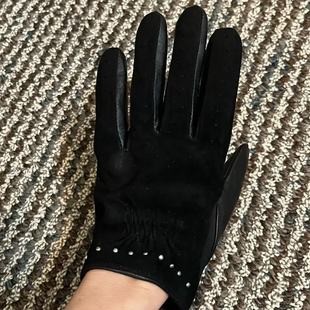 Reaction Kenneth Cole Women’s Black Studded Suede Leather Gloves L